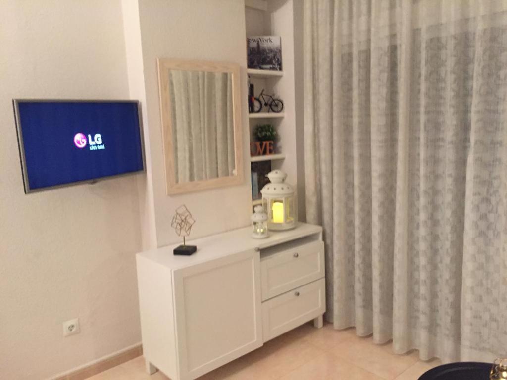Estudio En 1ª Linea En Santa Clara Торремолінос Екстер'єр фото